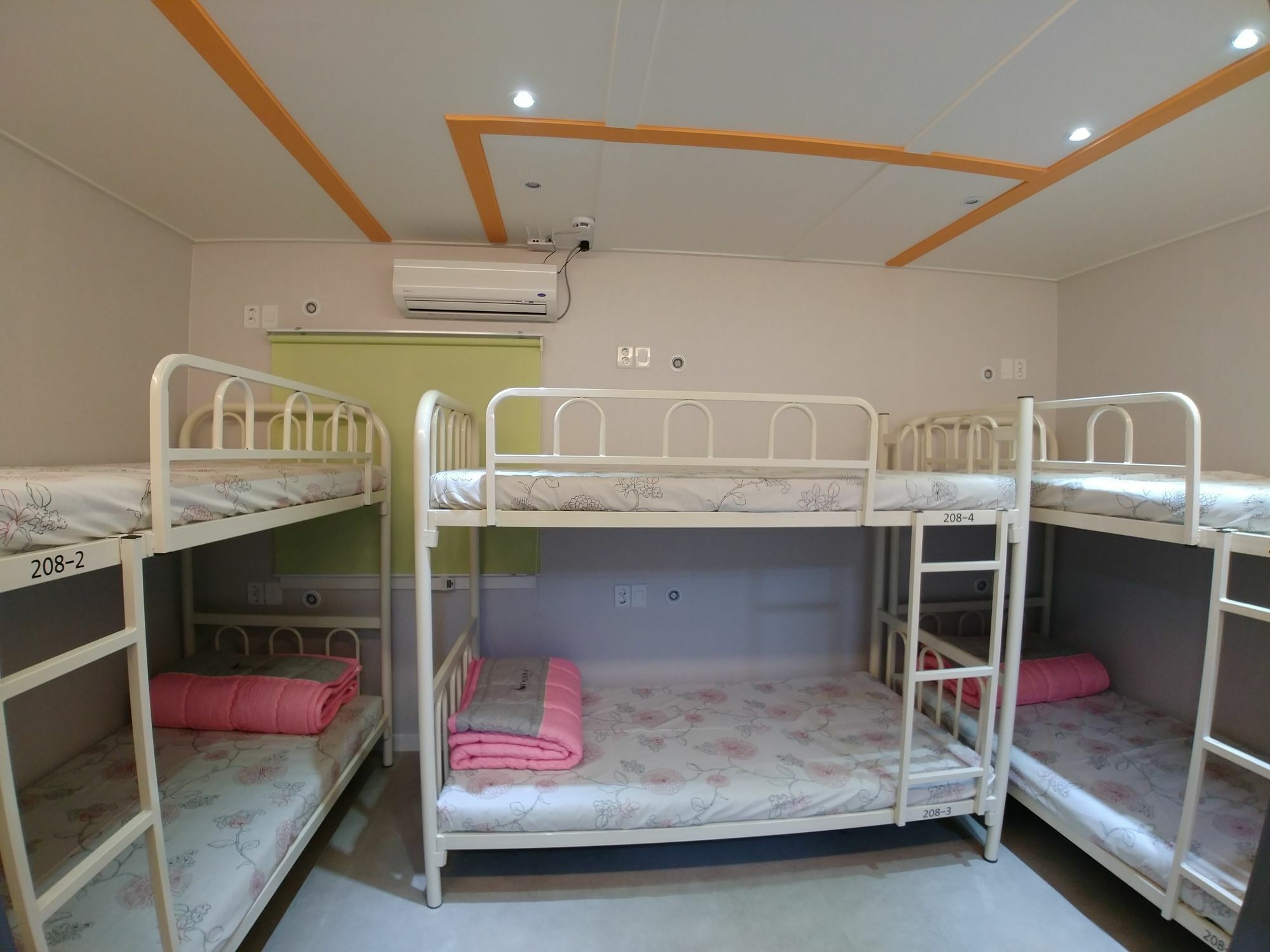 Bomgoro Guesthouse Tegu Exteriér fotografie